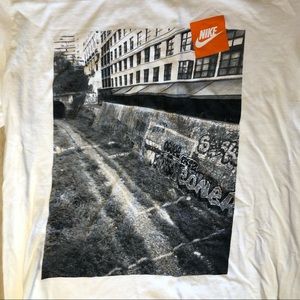 Nike graphic tee